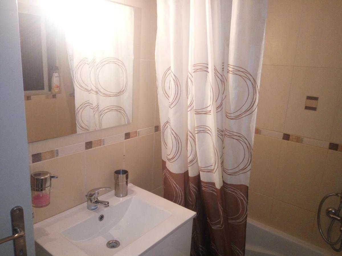 Apartment In The Center Of Atene Esterno foto